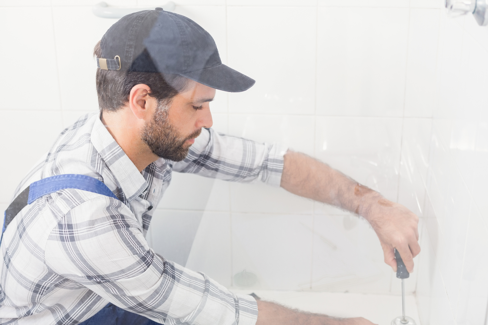 Veilige en effectieve methoden voor het ontstoppen van je toilet